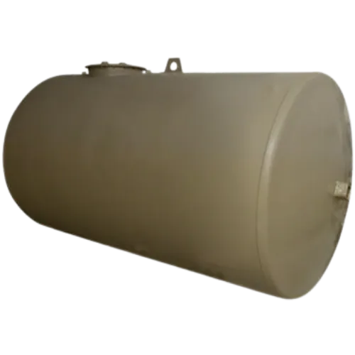 Afbeelding van een cilindervormige metalen ondergrondse stookolietank, ontworpen voor veilige plaatsing onder de grond met maximale plaatsbesparing